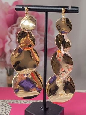 Gold Disc Dangle Earrings